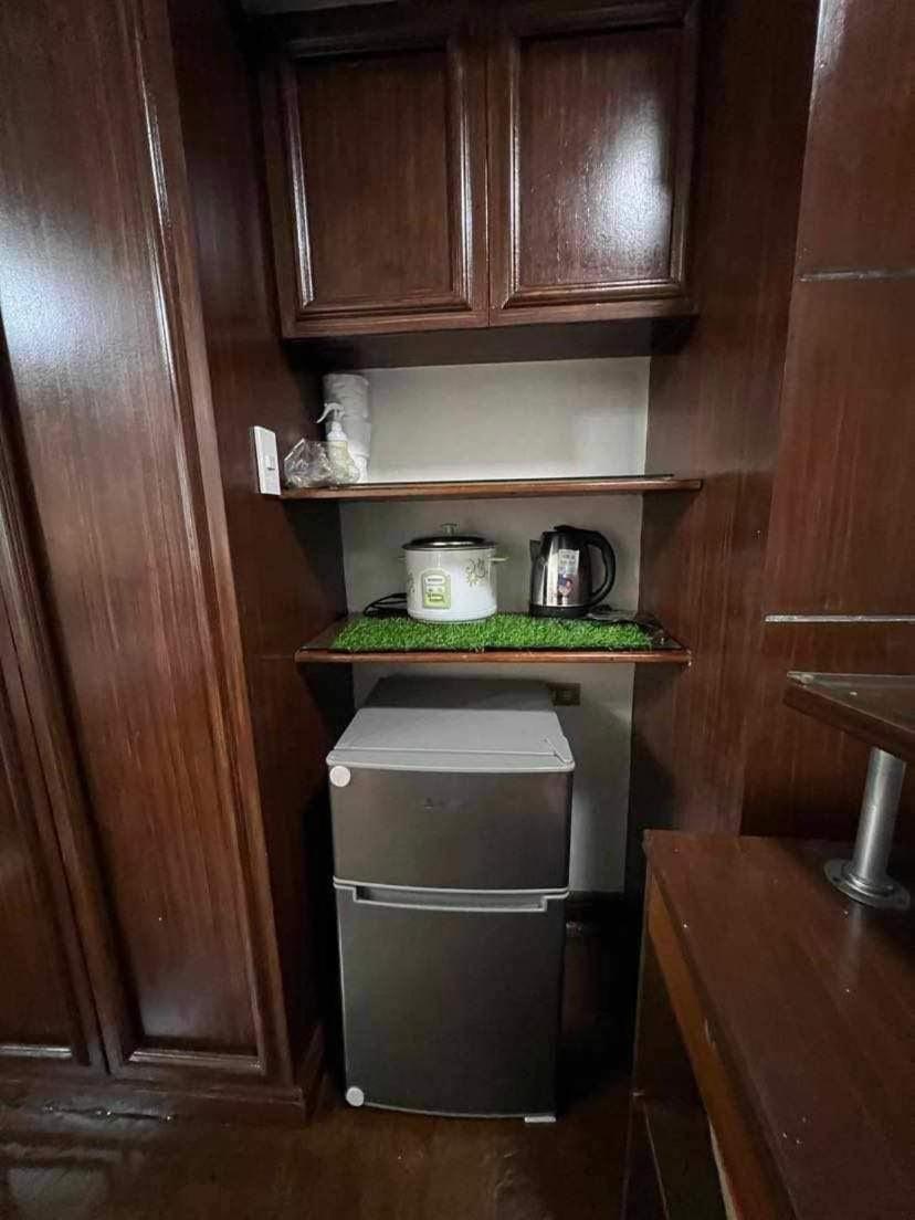 Millennium Plaza Hotel Makati City Ngoại thất bức ảnh